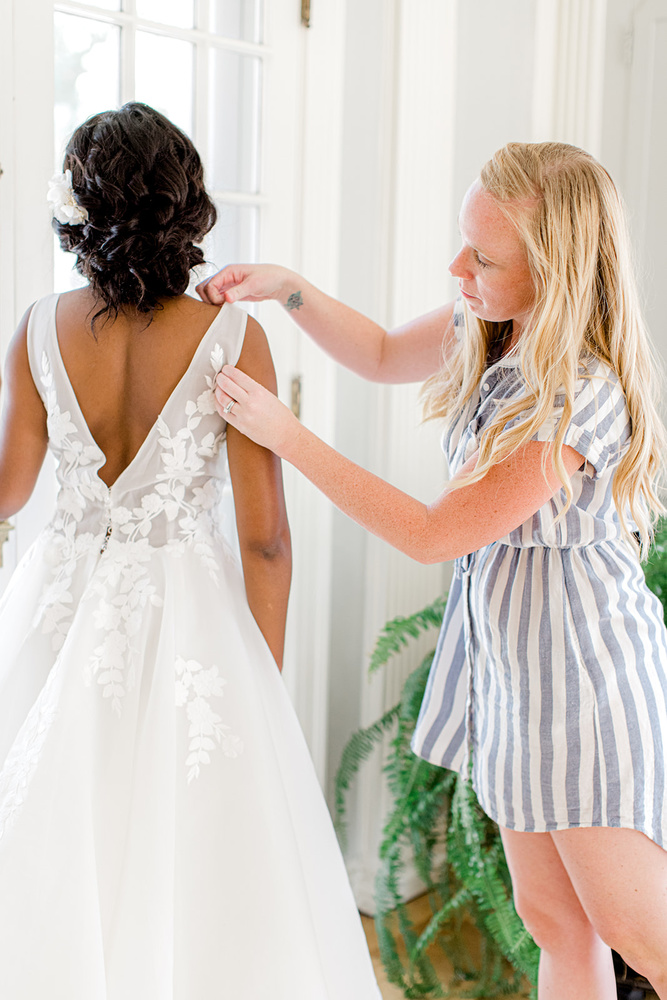 Top 10 Reasons To Hire A Wedding Planner