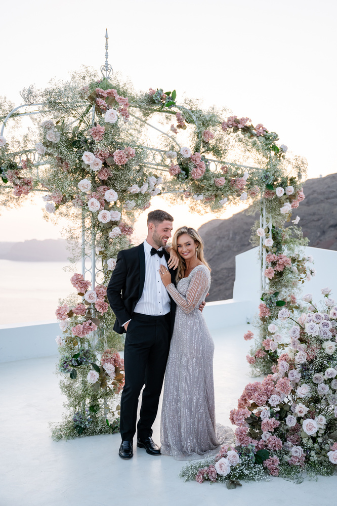 A Luxury 3 Day Santorini Wedding