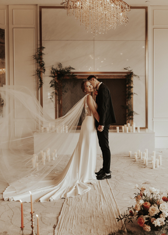 Sleek & Modern Styled Wedding Shoot