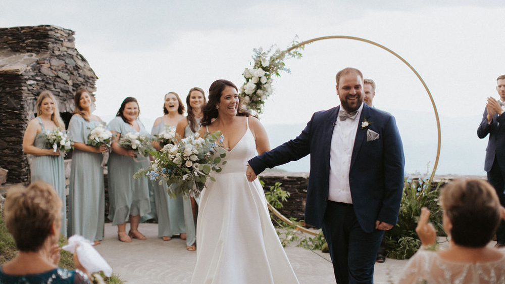 What Makes A Wedding Ceremony Feel Meaningful (the Stuff People Actually Remember)