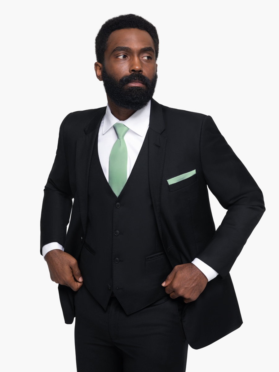 Black Suit | Available in Modern and Slim
Available in Boys Sizes
100% Super 130's Wool
Notch Lapel
Matching Vest Available
Flat Front Pants
Hidden Flex-Fit Waistband